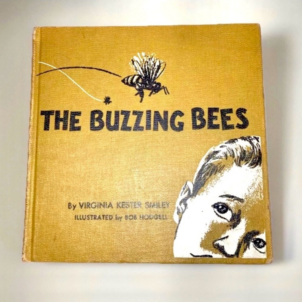 Vintage Children's Book - The Buzzing Bees -  Virgina Kester Smiley 1957